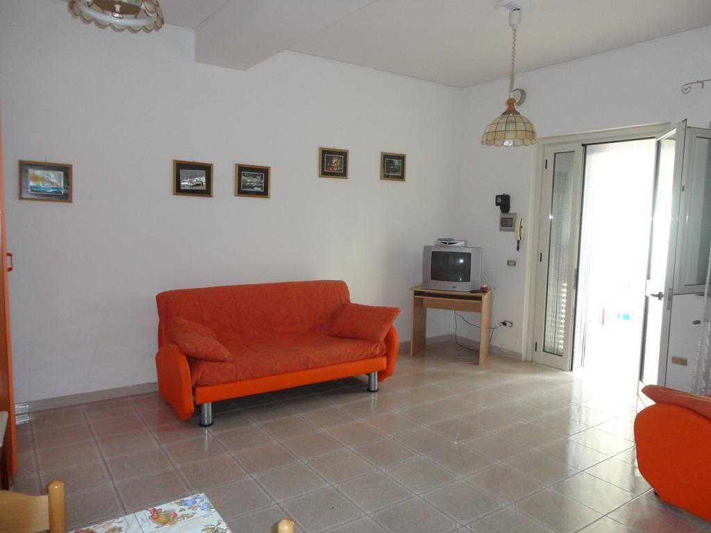 Villa Monica Appartamenti Vieste Rum bild