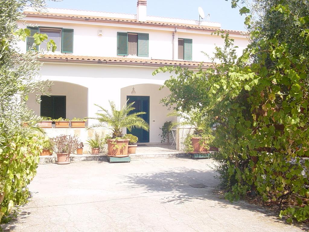 Villa Monica Appartamenti Vieste Exteriör bild